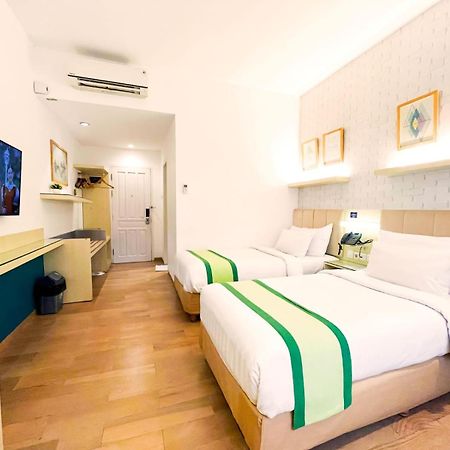 Hotel Wisata Niaga Campus Purwokerto Exterior photo